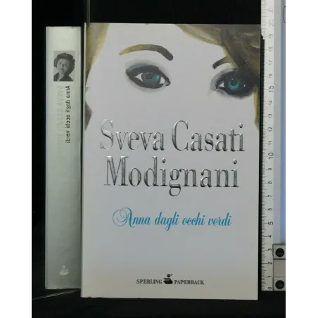 ANNA DAGLI OCCHI VERDI