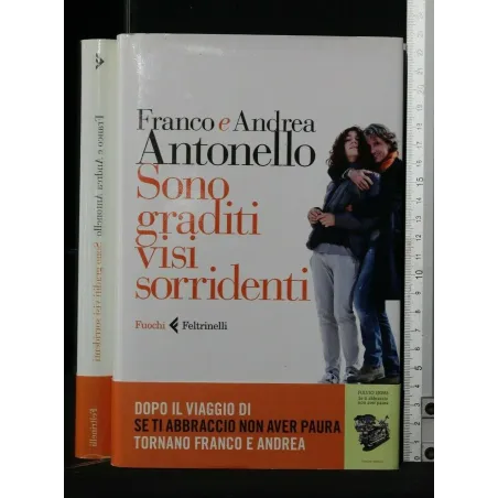 SONO GRADITI VISI SORRIDENTI